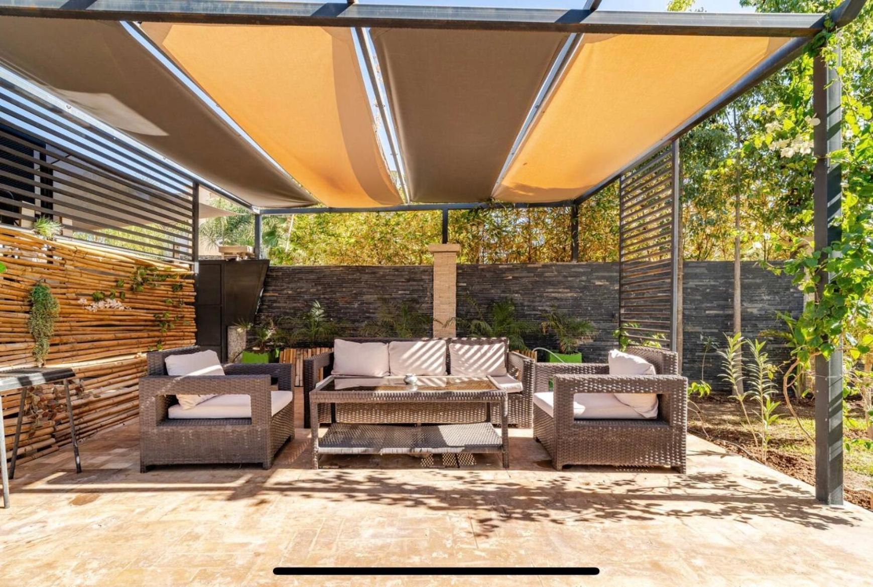 Exotic Vip Family Only -housekeeper ,billard,ping-pong,piscine Privee Villa *