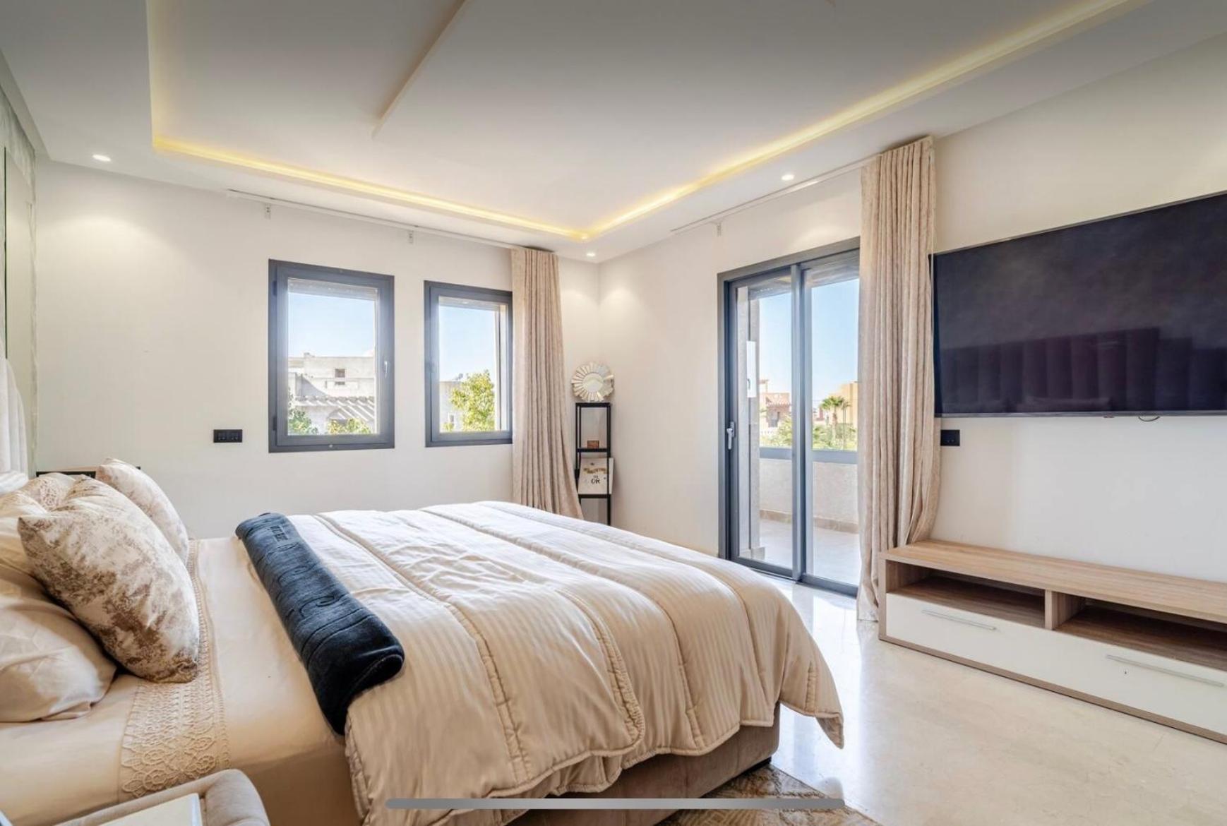 Exotic Vip Family Only -housekeeper ,billard,ping-pong,piscine Privee Marrakesh