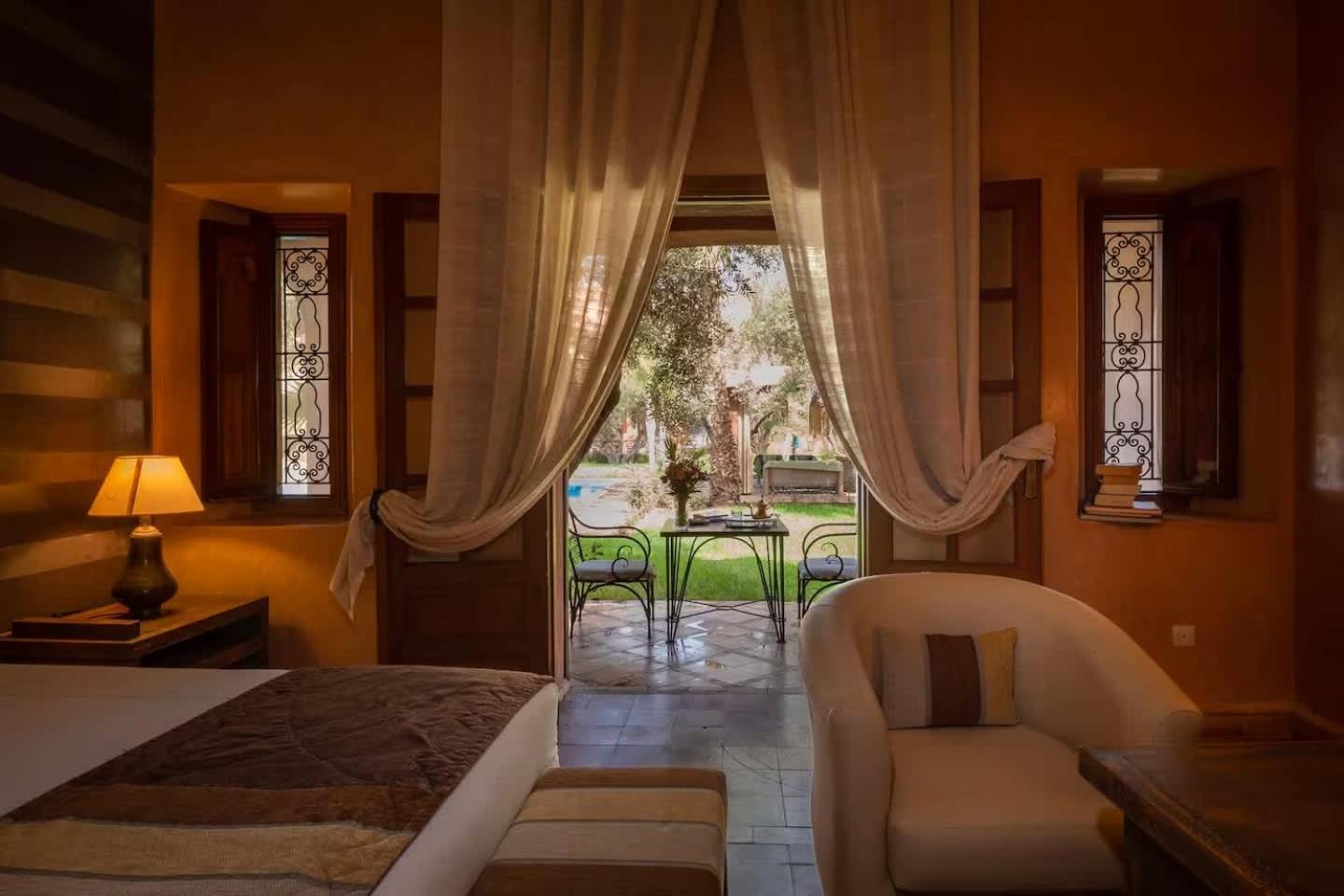 Layyine Avec Personnel, Piscine, Et Sports Marrakesh