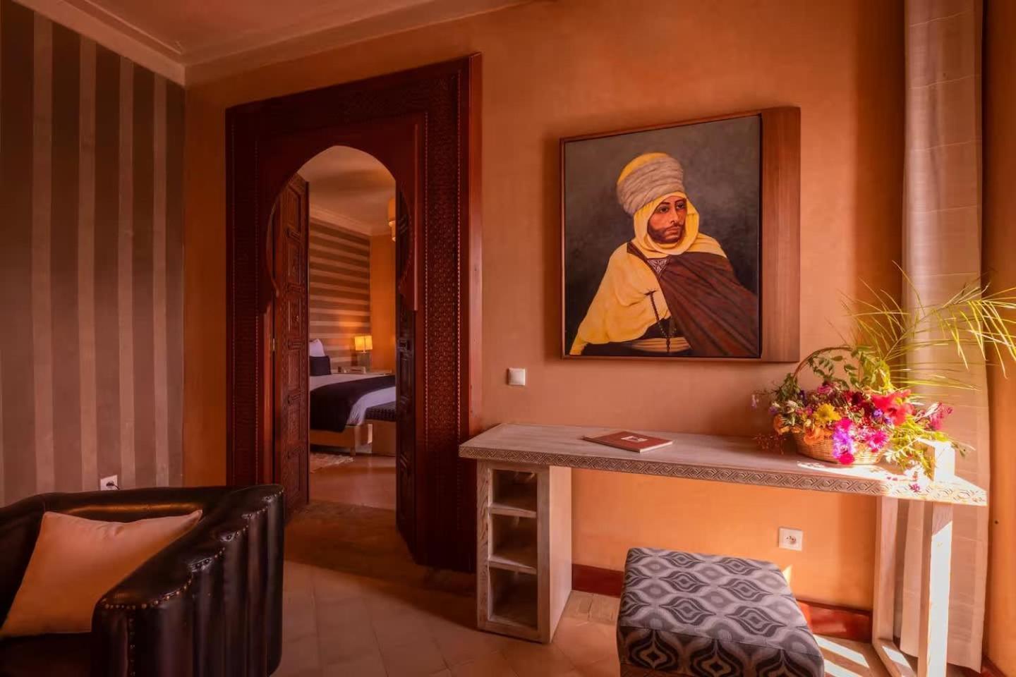 Layyine Avec Personnel, Piscine, Et Sports Inn Marrakesh