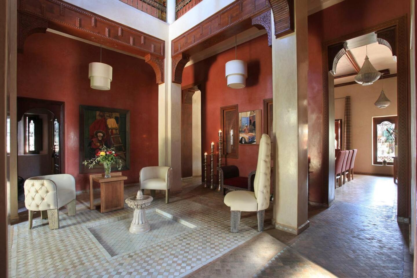 Layyine Avec Personnel, Piscine, Et Sports Marrakesh