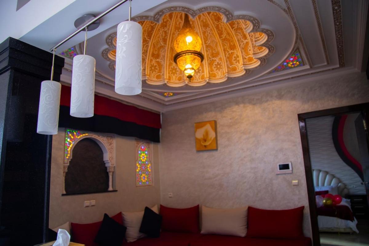 Apartamento Romantic Retreat Waterfall Cozy Patio