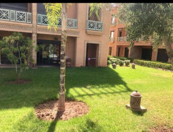 Avec Grande Piscine & Terrasse *