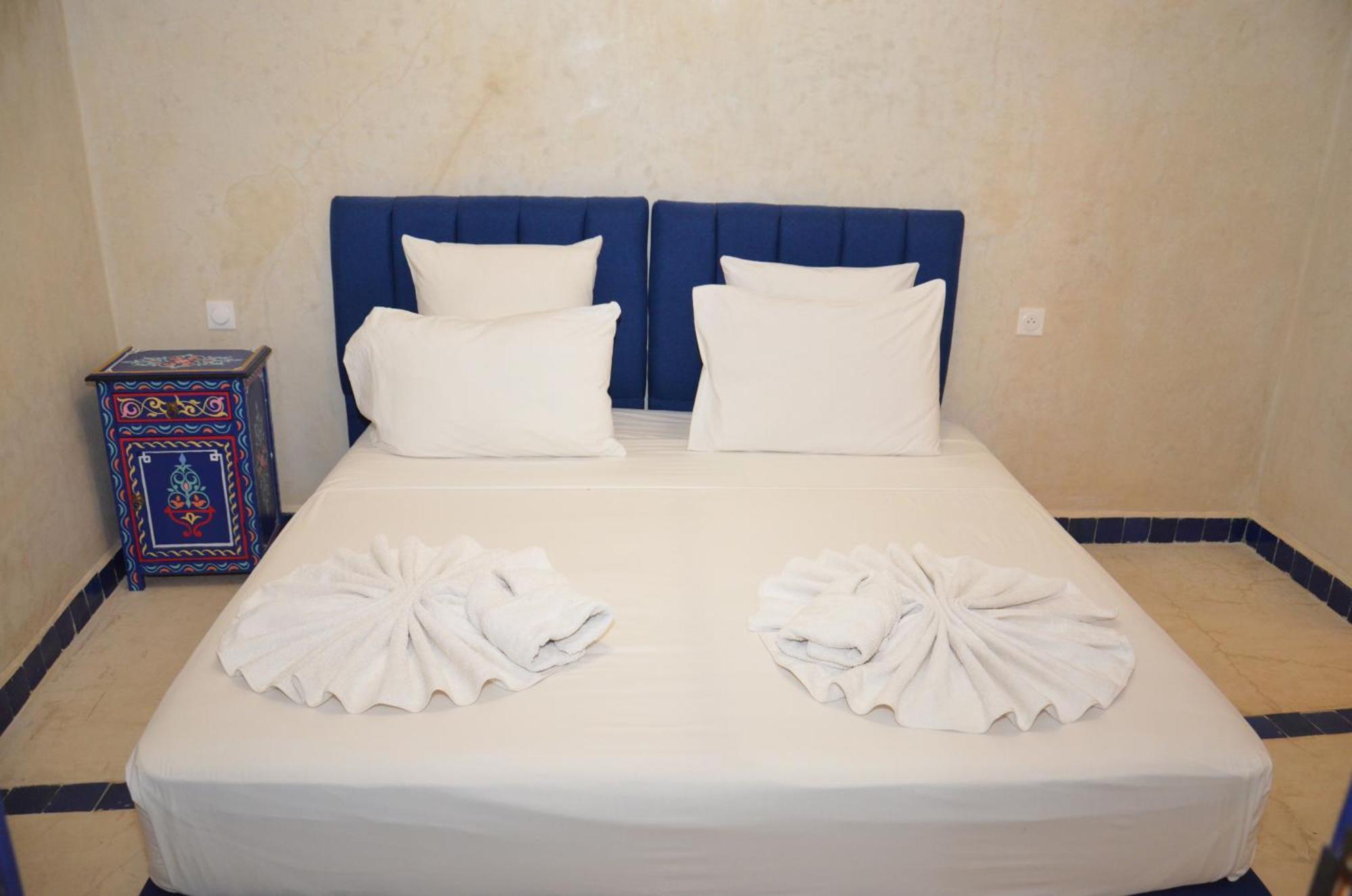 Riad 65 *