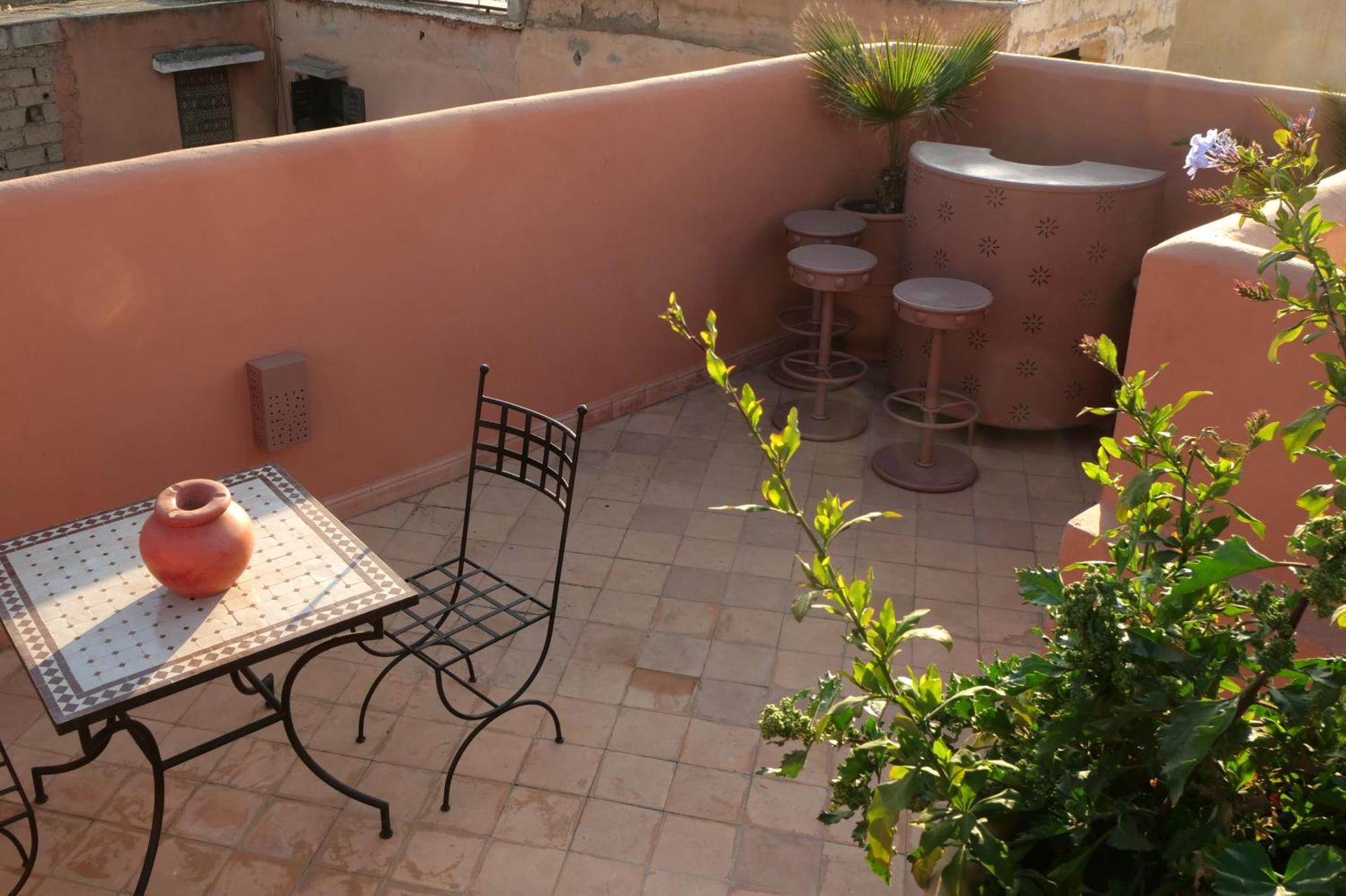 65 Riad *