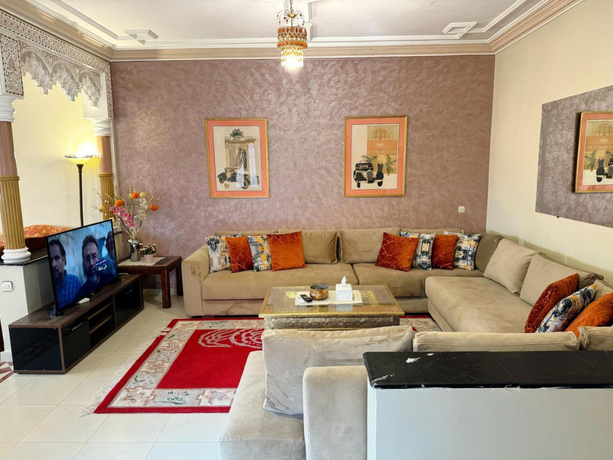 Oranger Family House Center, Private Large House, Terasse Garden View, Free Parking *