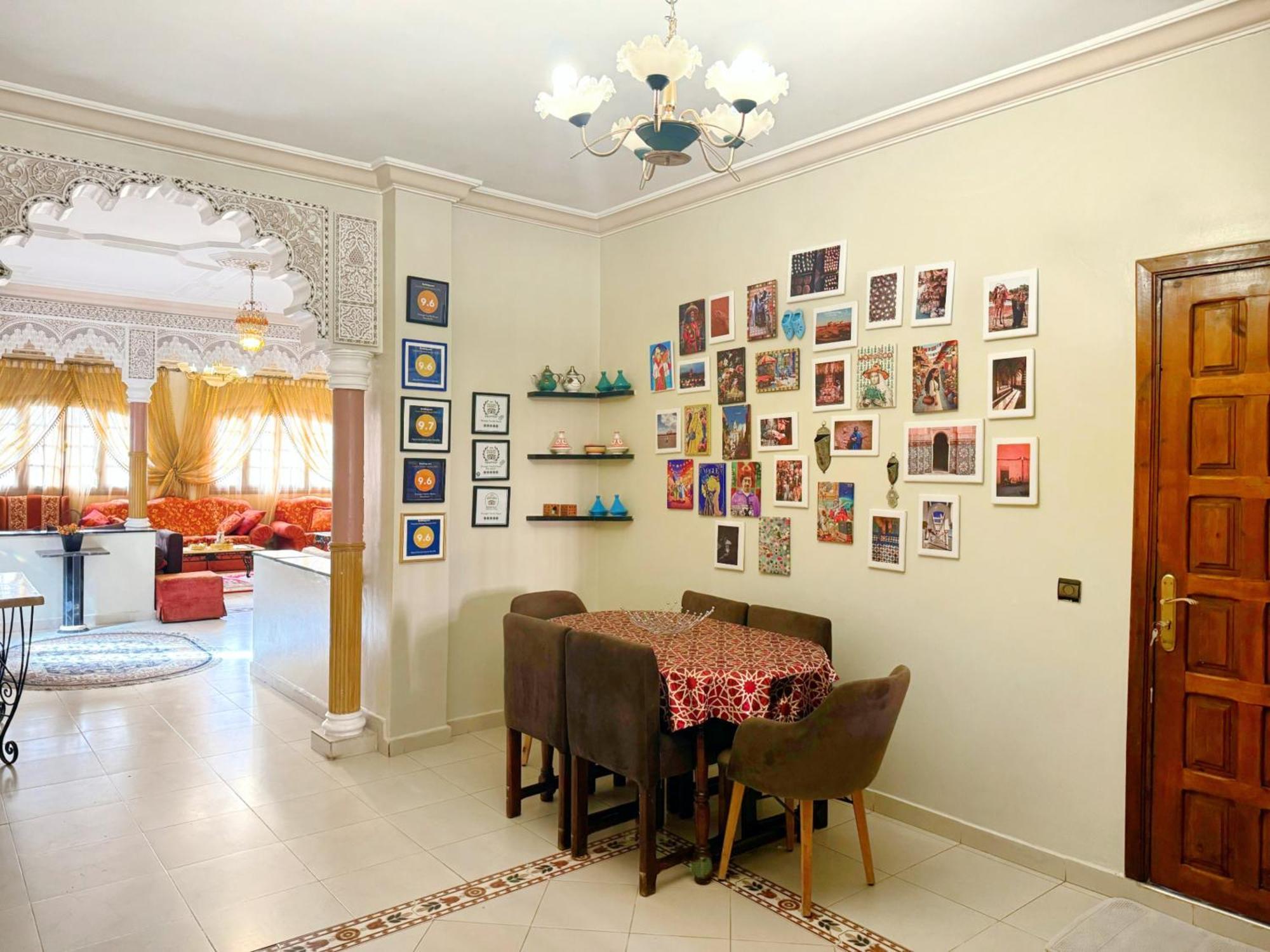 Oranger Family House Center, Private Large House, Terasse Garden View, Free Parking Marrakesh