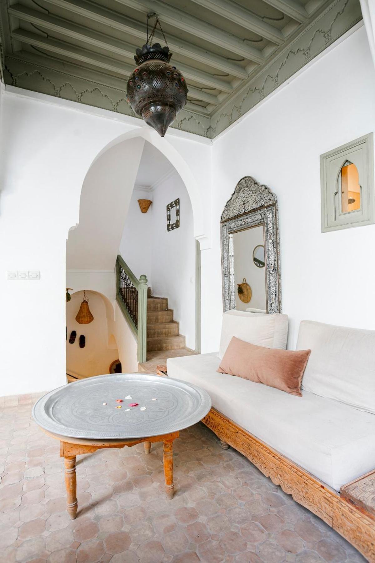 Lou, 5 Bedrooms, Private 12 P, Pool, Hammam *
