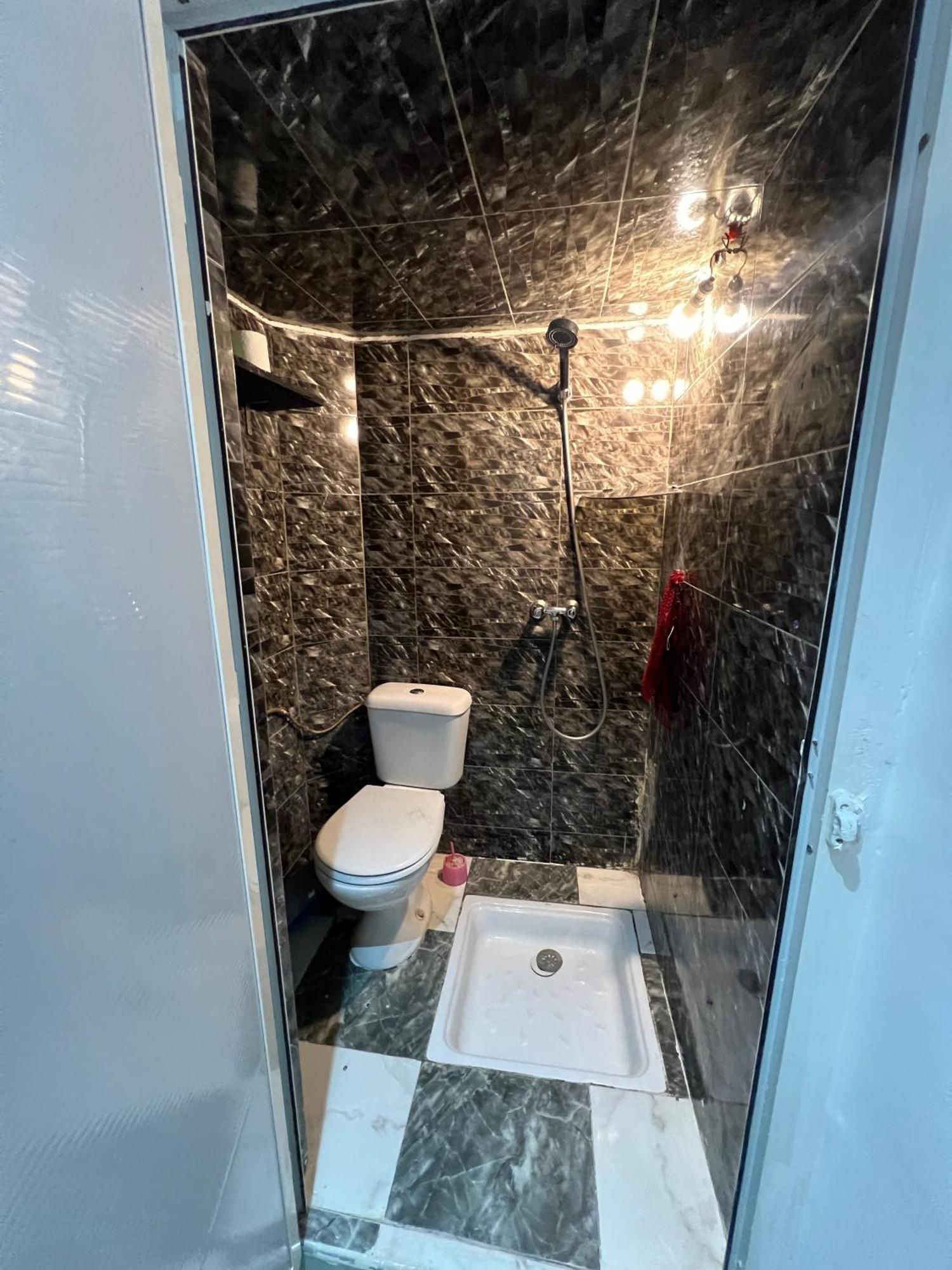2 Apartment *