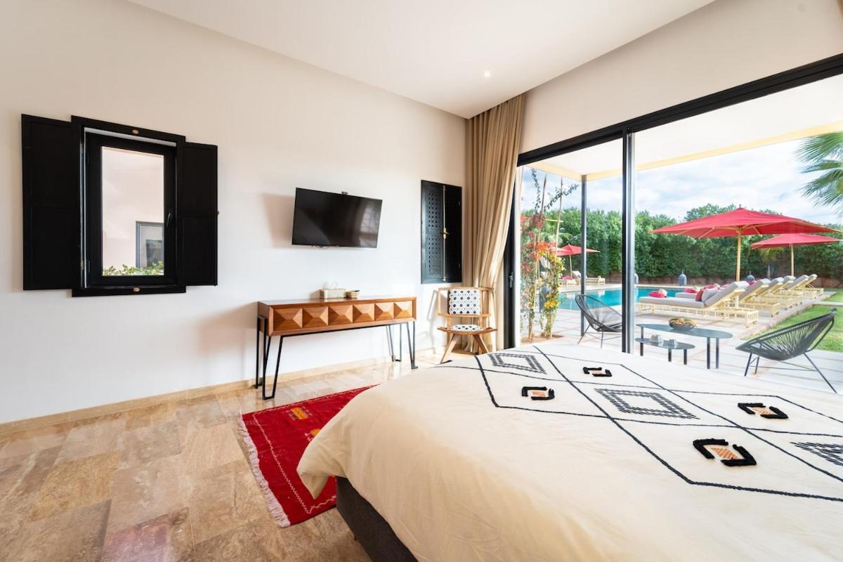 Villa Luxury 5-suite With Heated Pool, Steam & Games *