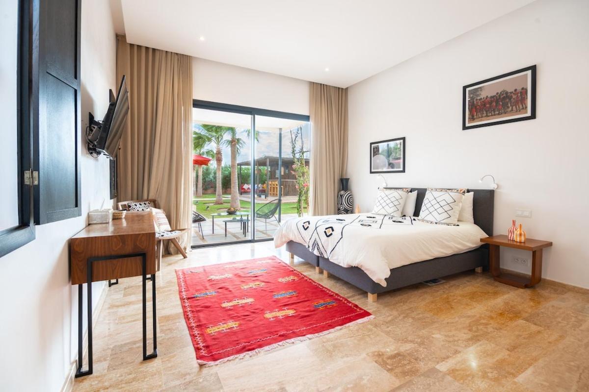 Villa Luxury 5-suite With Heated Pool, Steam & Games