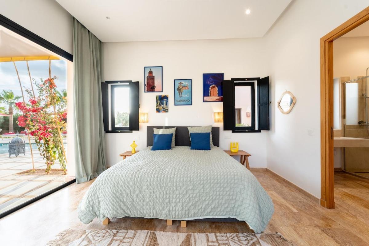 Luxury 5-suite With Heated Pool, Steam & Games Marrakesh