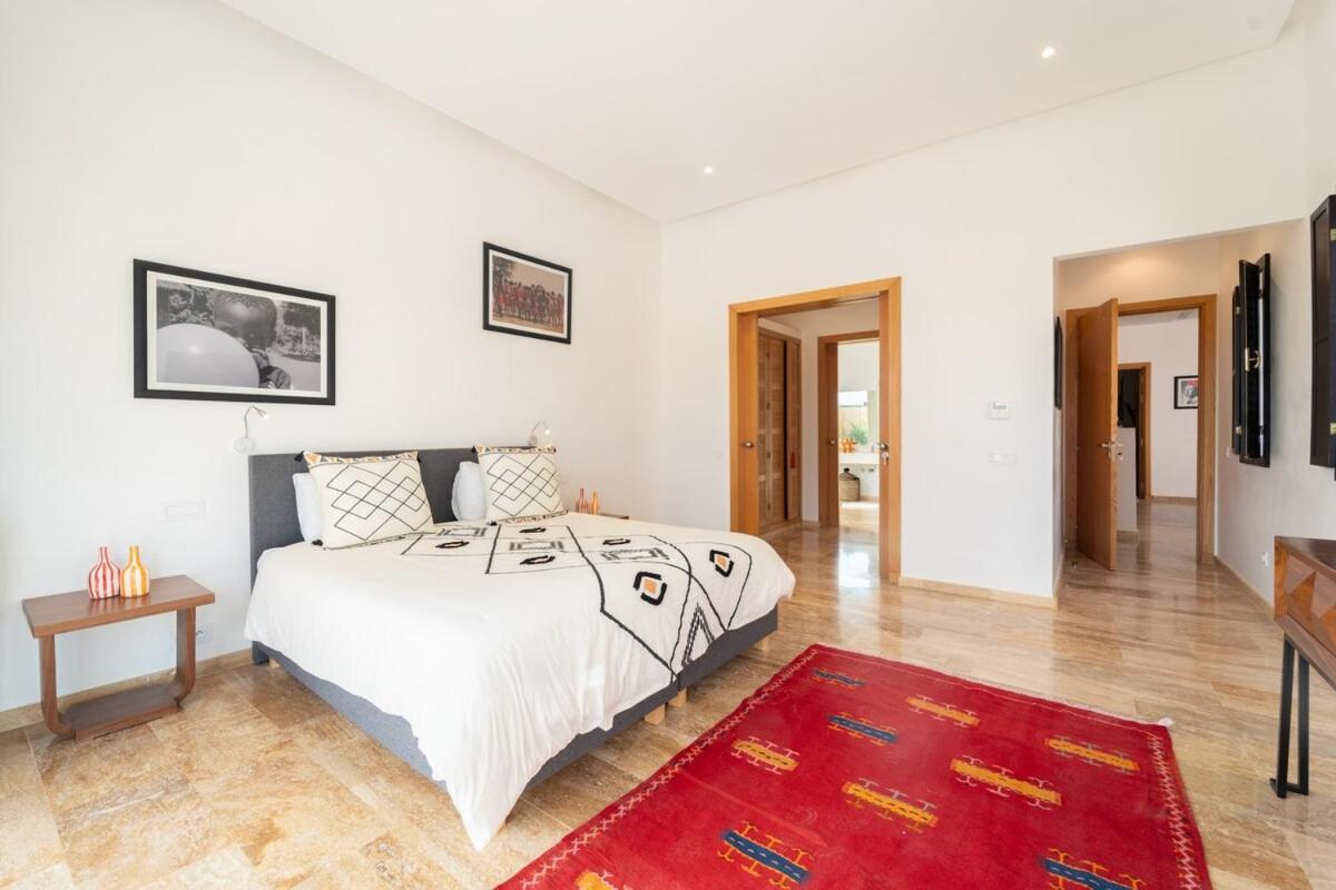 Luxury 5-suite With Heated Pool, Steam & Games Marrakesh