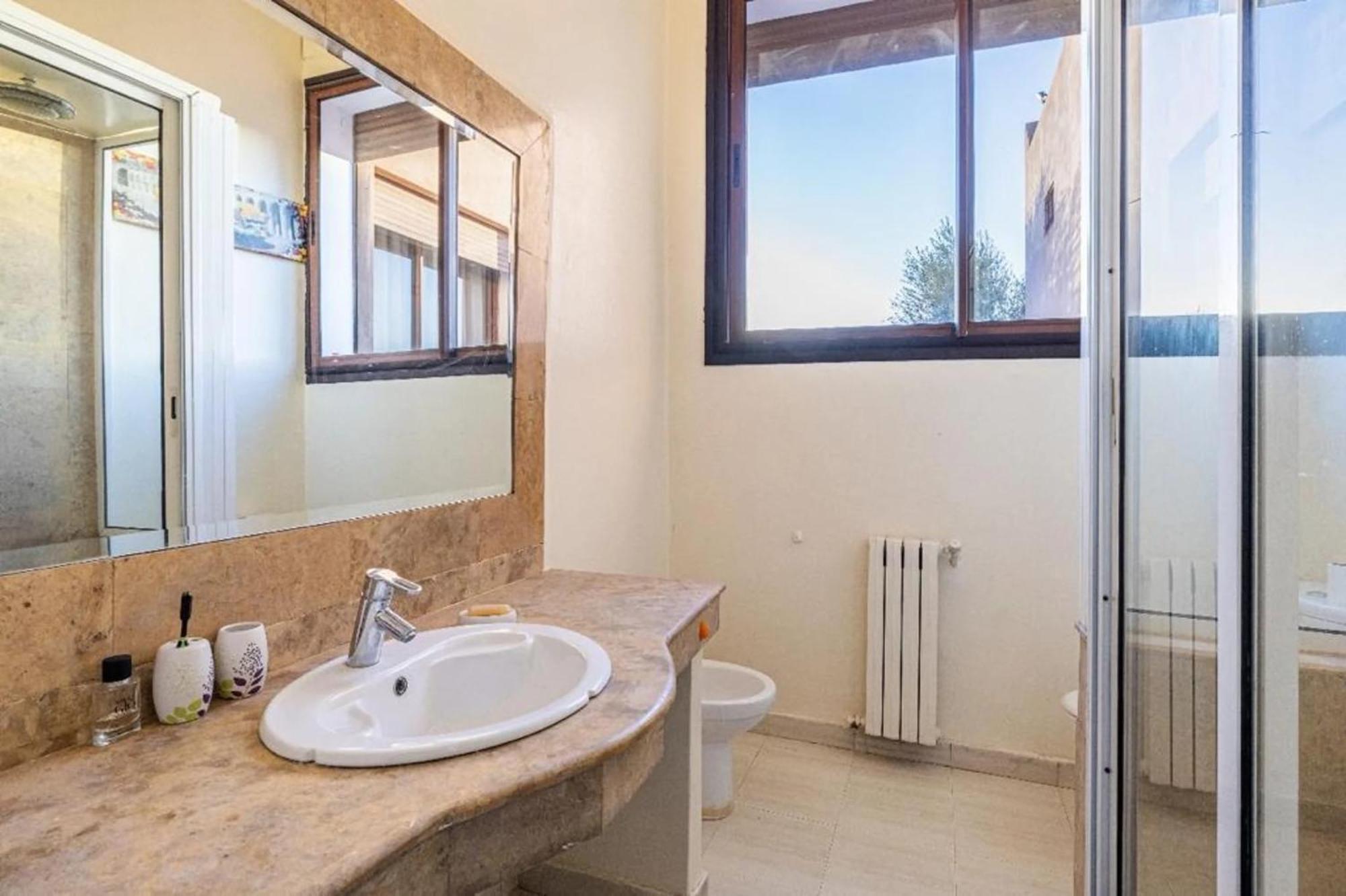 La Houda Piscine Parking Prive 15 Min Marrakech - Ark Realty *