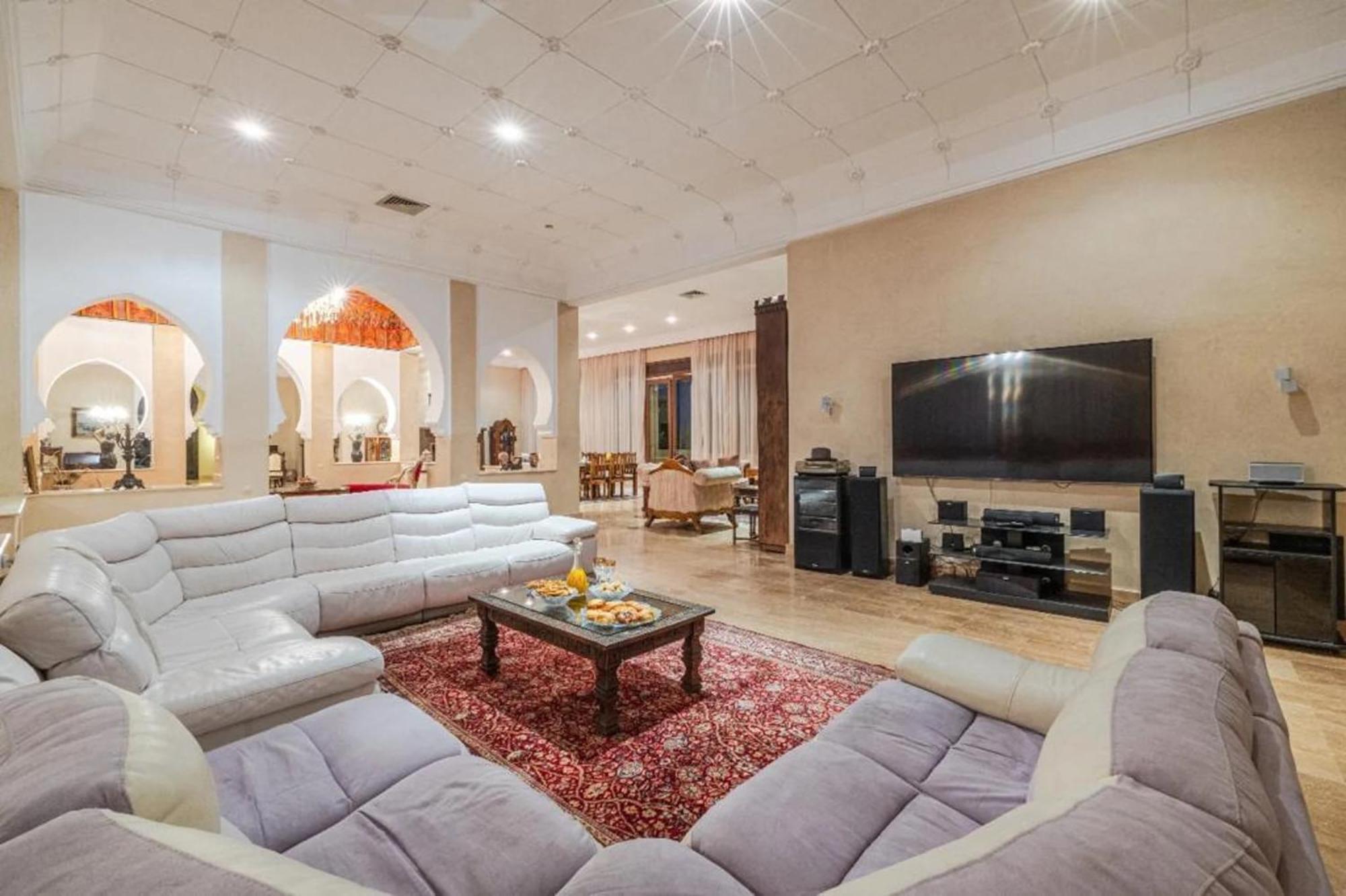 La Houda Piscine Parking Prive 15 Min Marrakech - Ark Realty