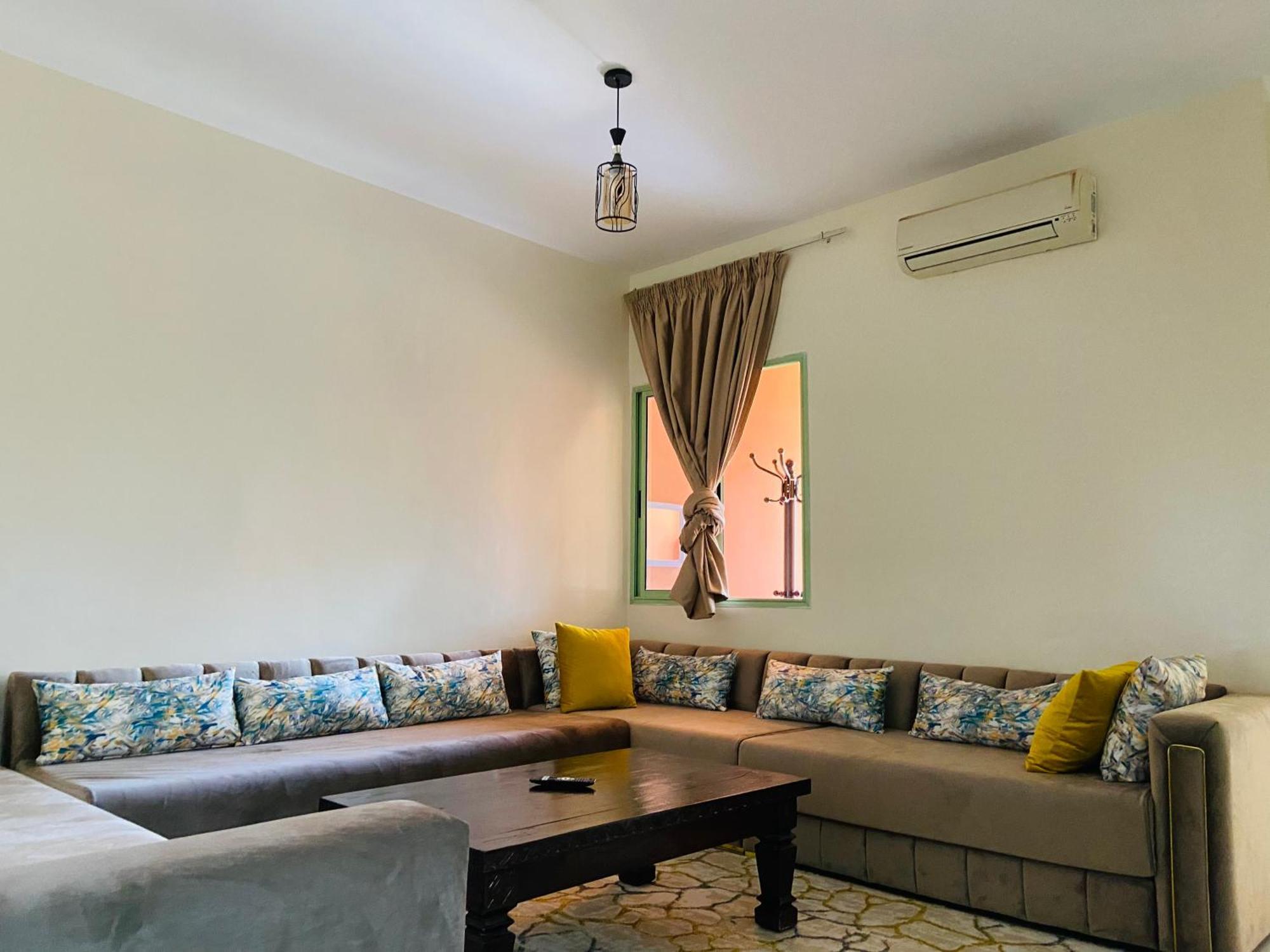 Comfortable Apartment *