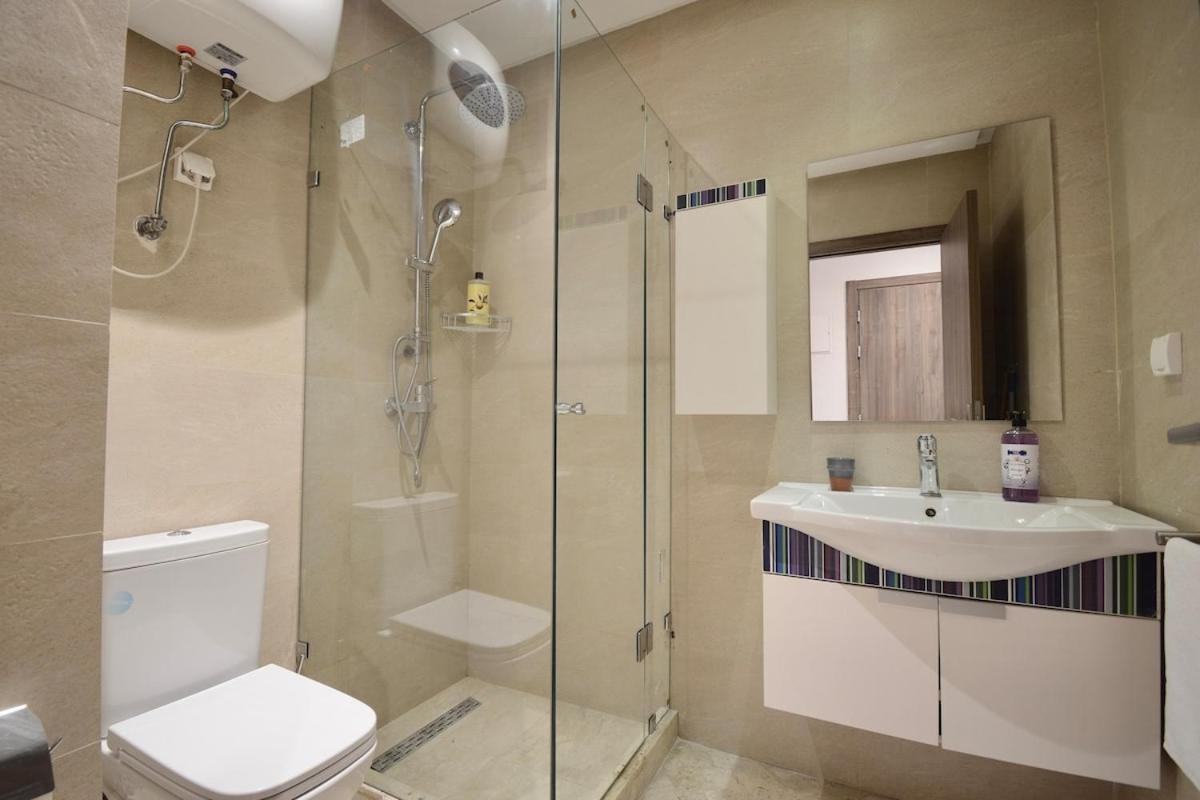 1br Studio-ac & Iptv-downtown Gueliz-perfect For 2 * Marraquexe