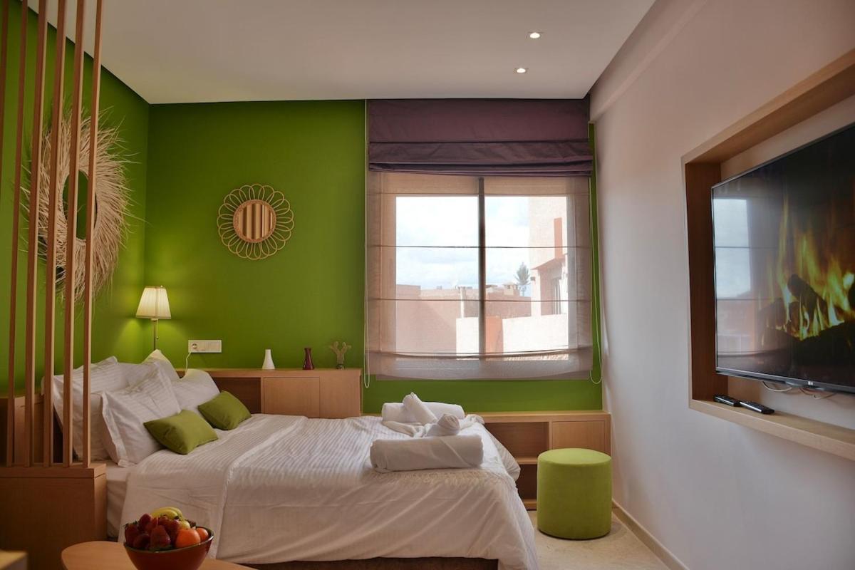 1br Studio-ac & Iptv-downtown Gueliz-perfect For 2