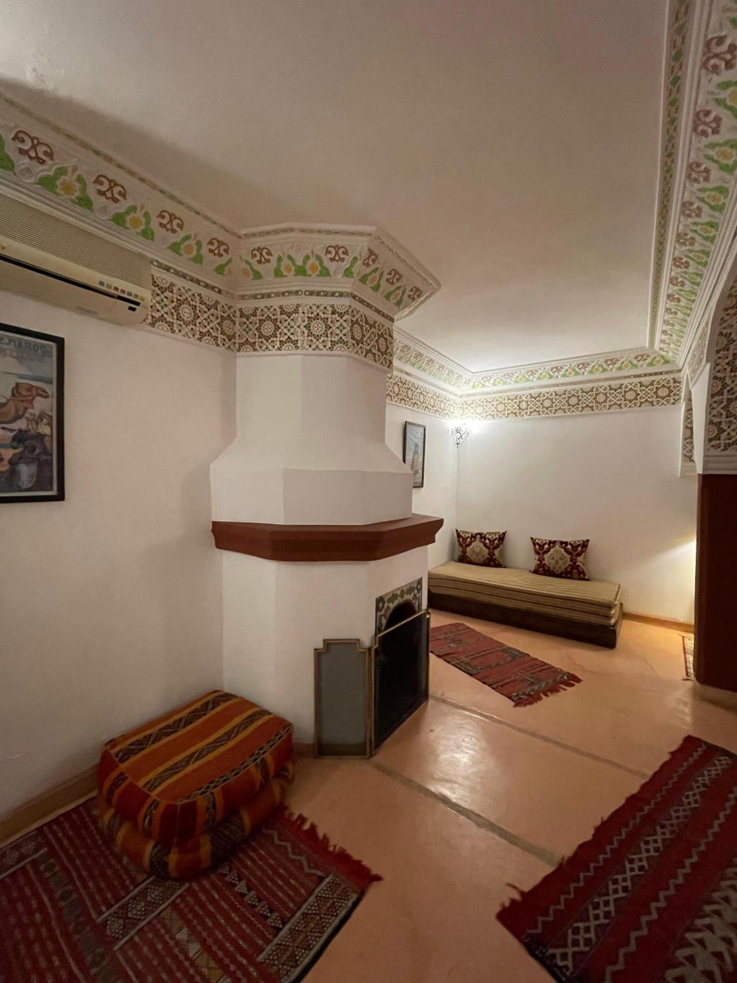 Le Dromadaire Bleu By Weekome Bed and breakfast