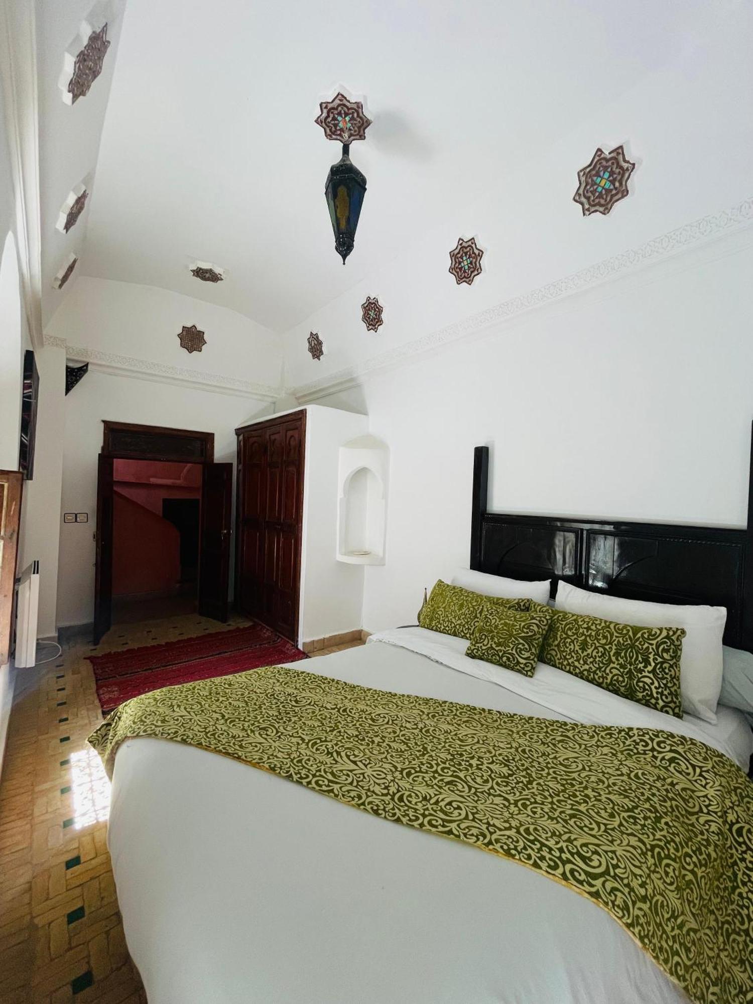 Le Dromadaire Bleu By Weekome Bed and breakfast *