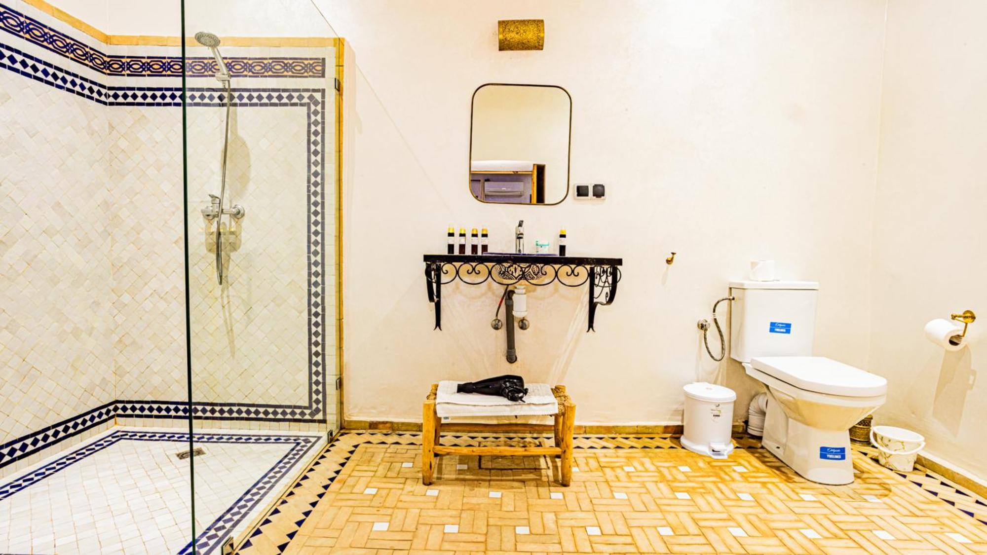 Maison D'hote Zomorroda Guest house *