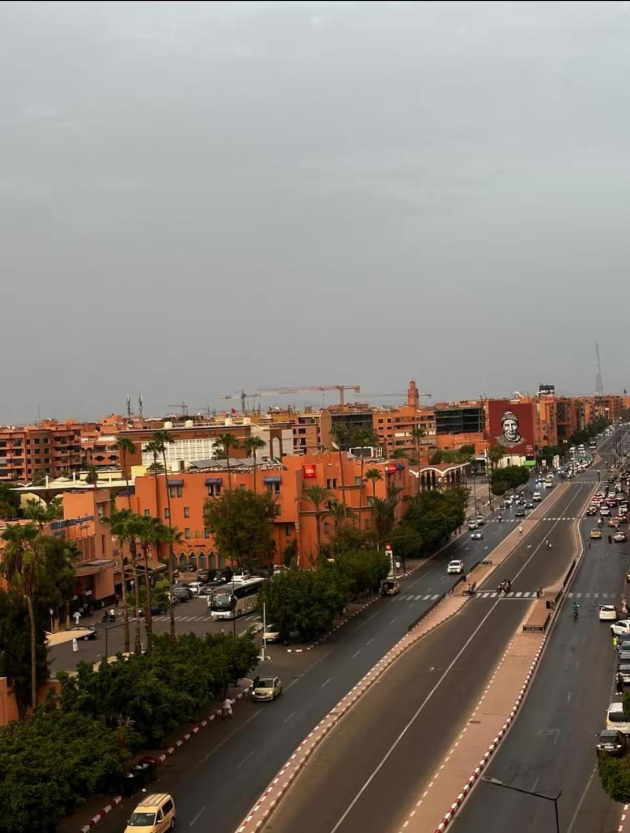 Luxury With Pool, Parking And 24h Security , Marrakech Center Marraquexe