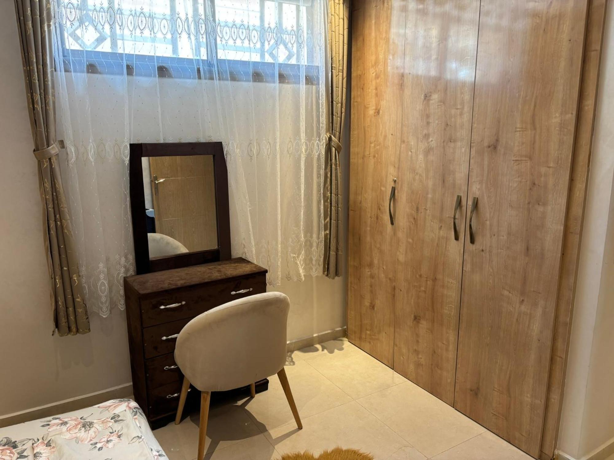 Apartment Sara, Superbe Avec Jardin Et Piscine Privee Marrakesh
