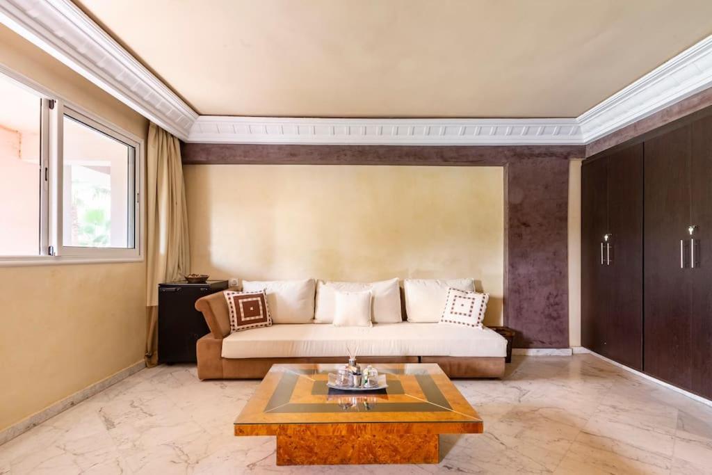 Somptueux Duplex Au Coeur De L'hivernage Apartamento