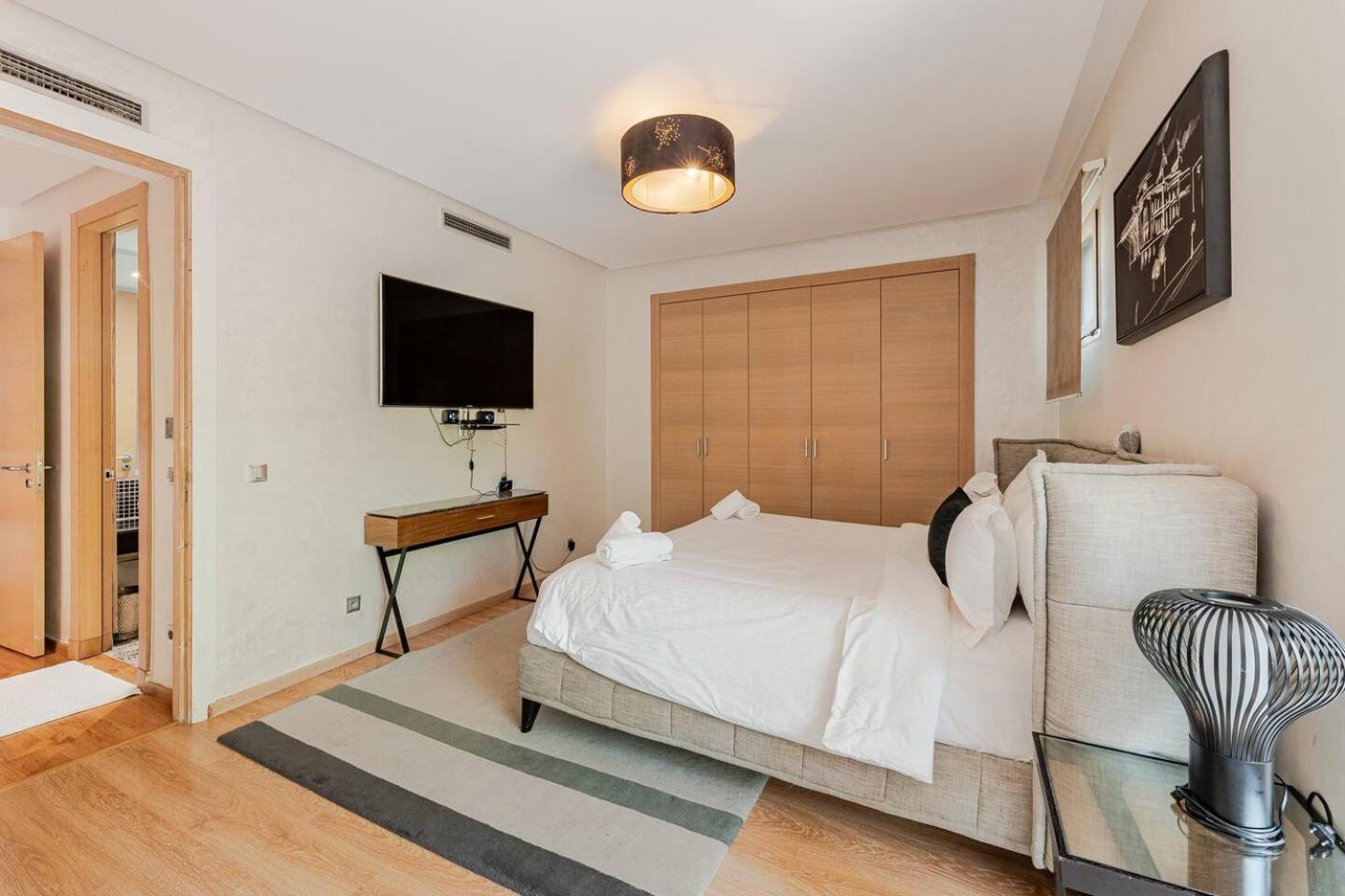 Pousada Escape To Luxury: 4 Bedroom On Golf Course Marraquexe