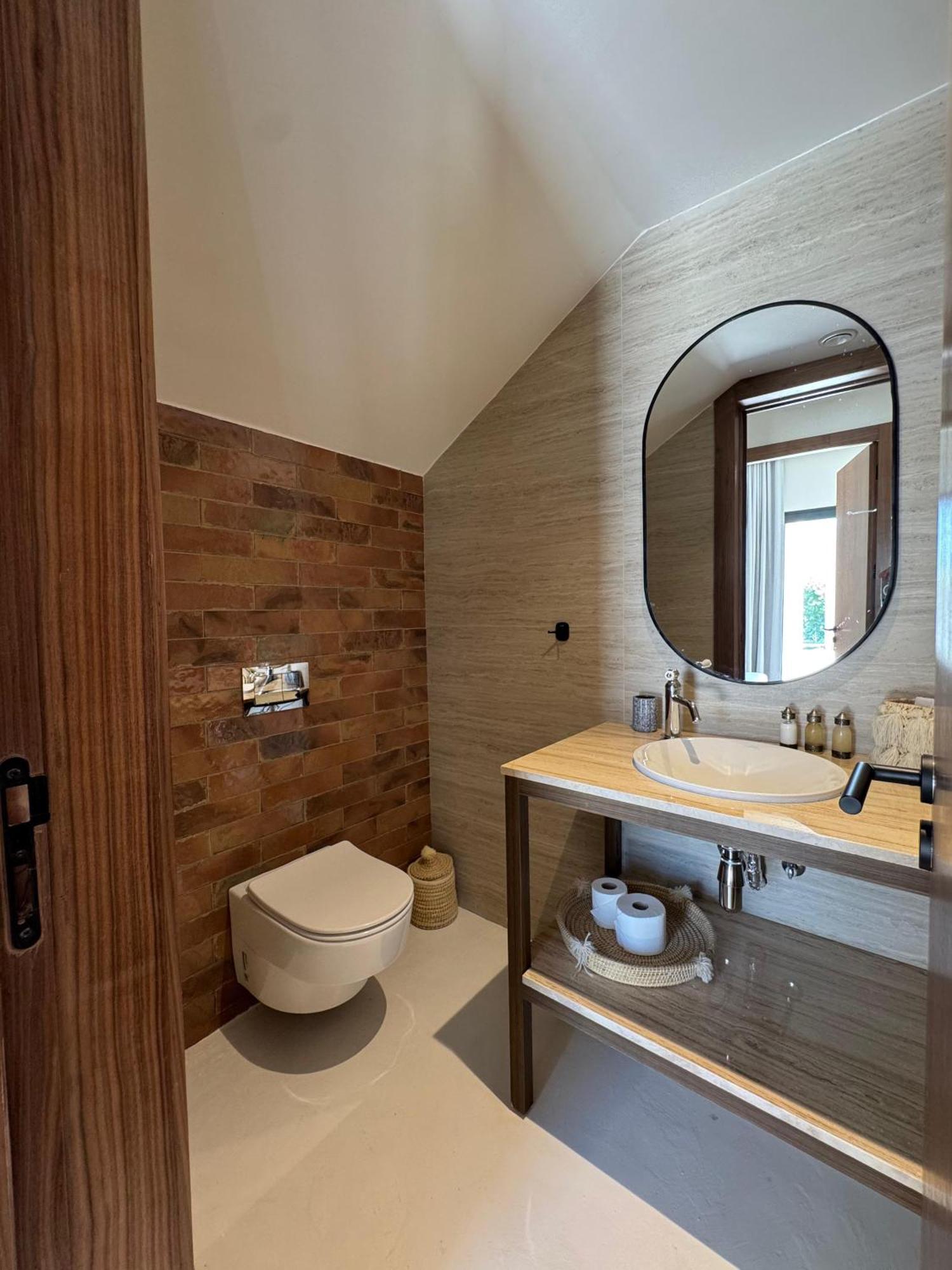 Hotel Yin &
