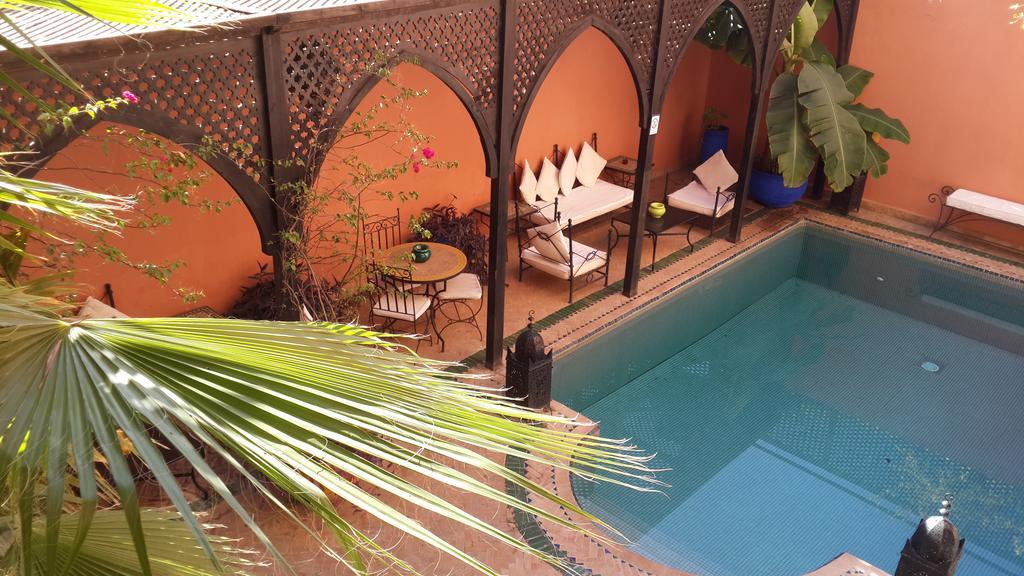 Amira & Spa 4*