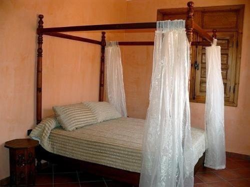 Bed & Breakfast Latifa 2*