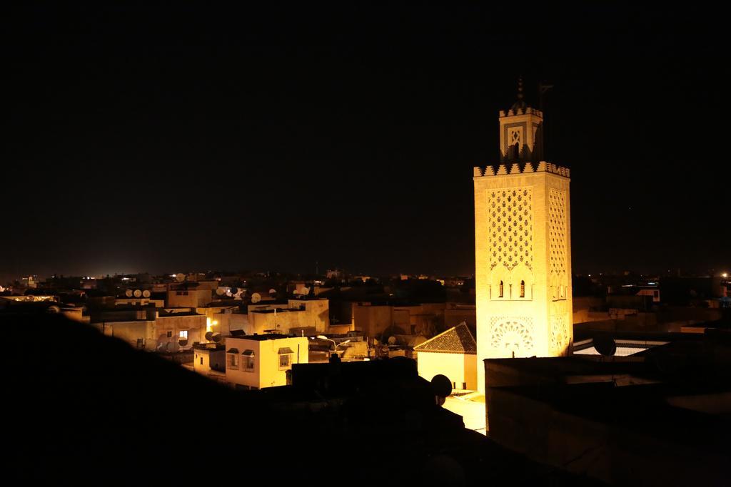 Dantella Riad
