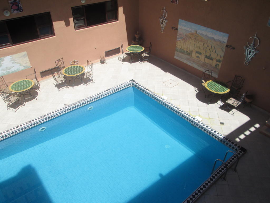 Hotel La Rose Du Sable 2*