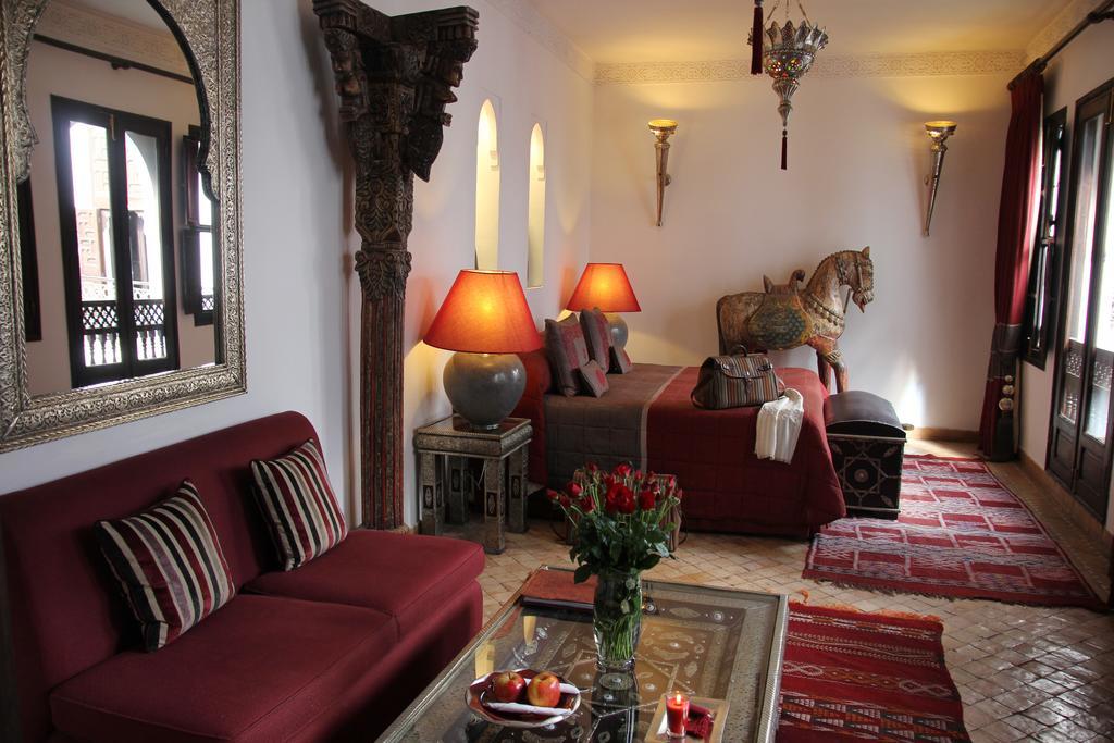 Riad Assakina *