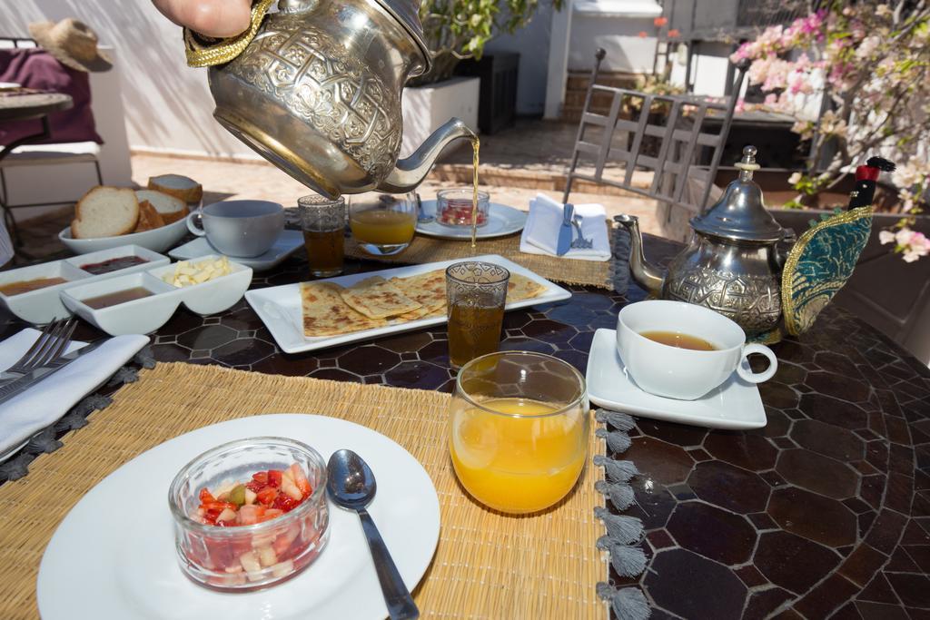 Capaldi Riad 4*