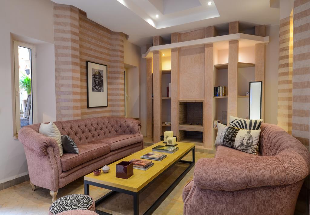 Bed & Breakfast Ayni 4*