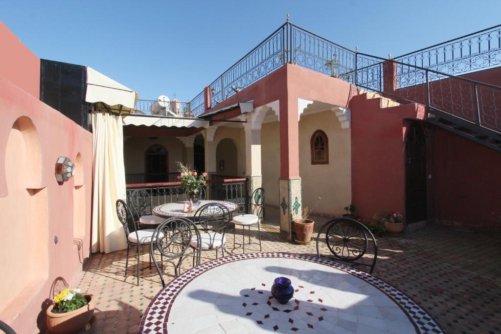 Bab Tilila