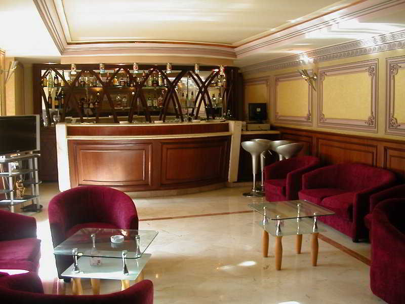 Corail Hotel 3*
