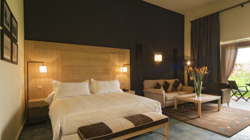 Domaine Des Remparts & Hotel 5*