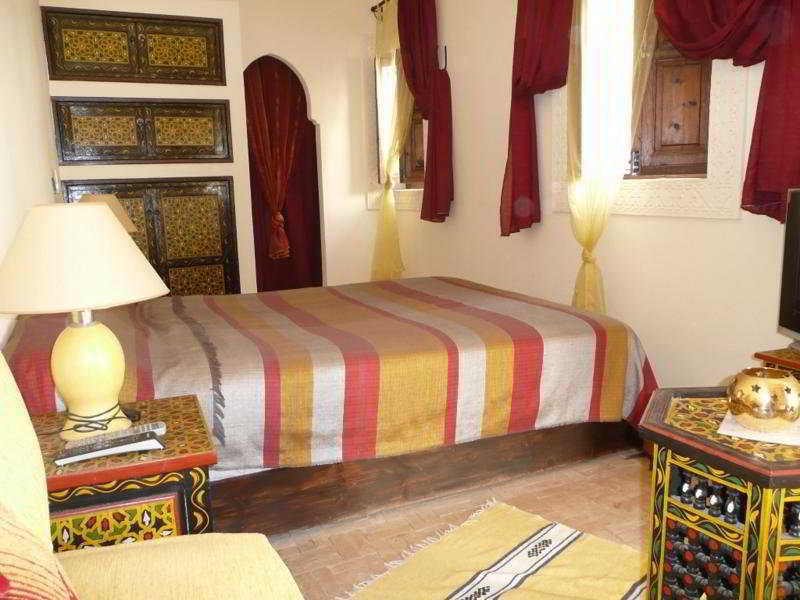 Couette-café Petit Karmela 3*