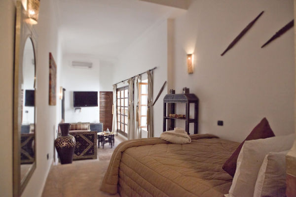 Riad Les Ammonites And Marrakesh