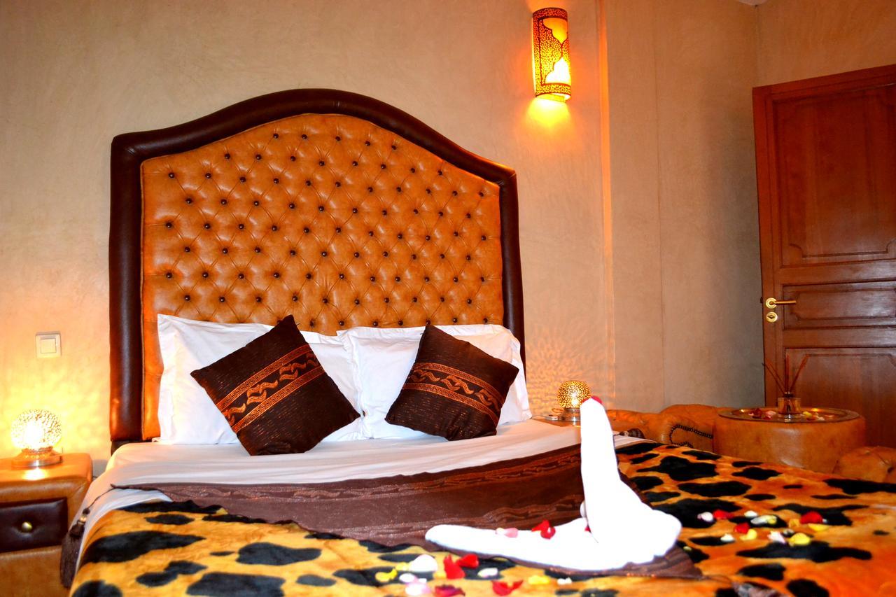 Riad Amya & 4*