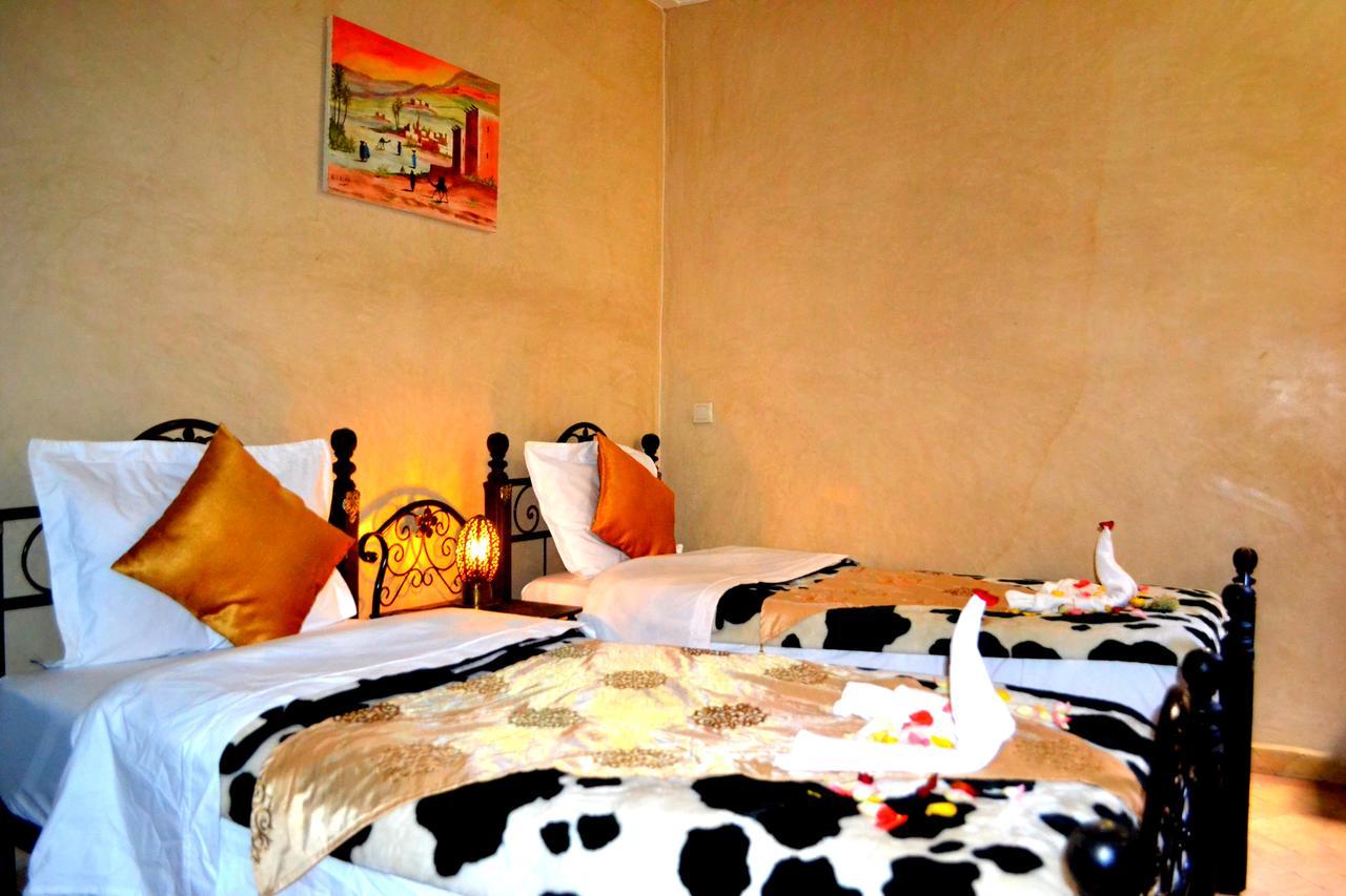 Riad Amya &