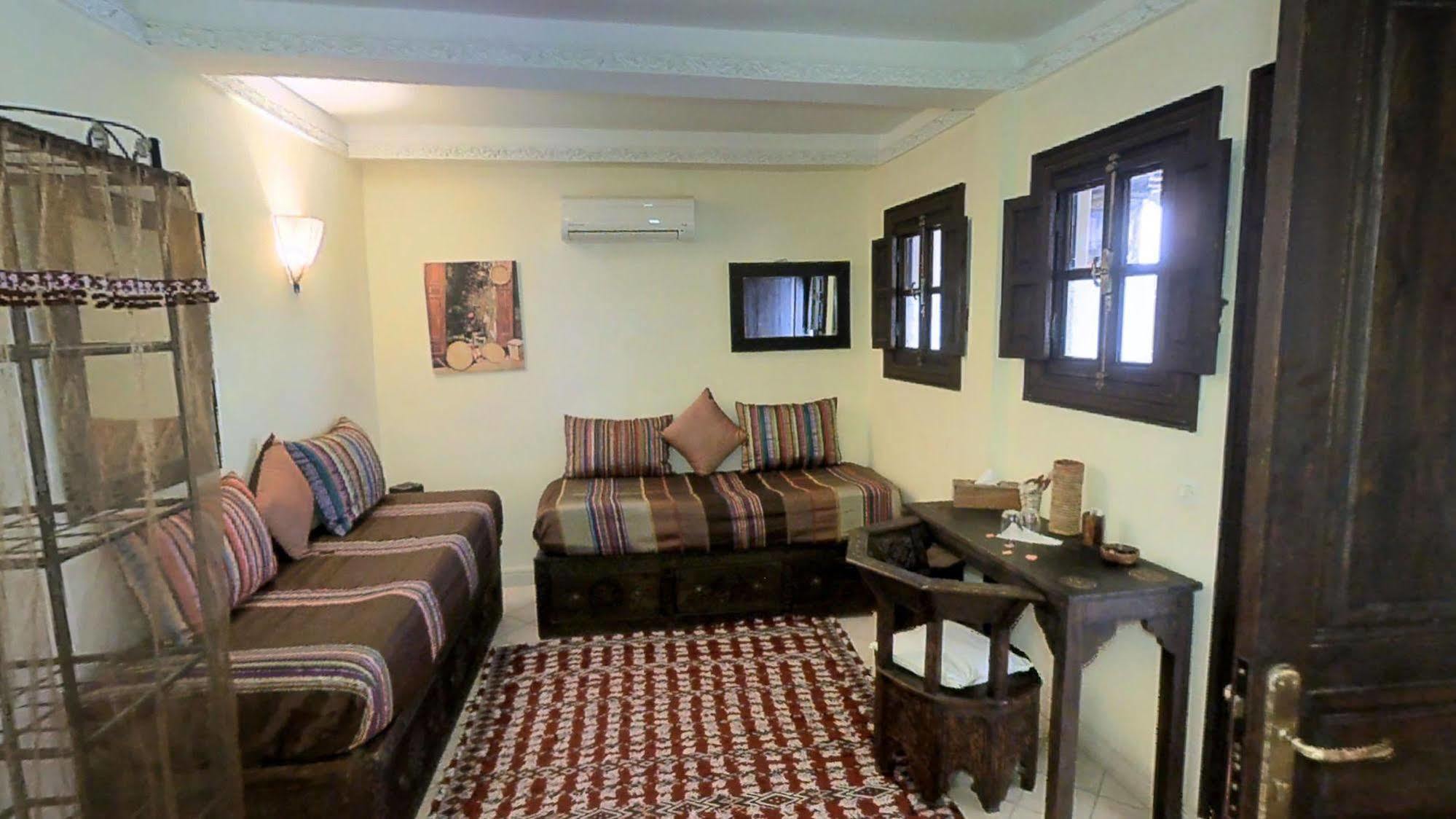 Guest house Dar Azul 3*