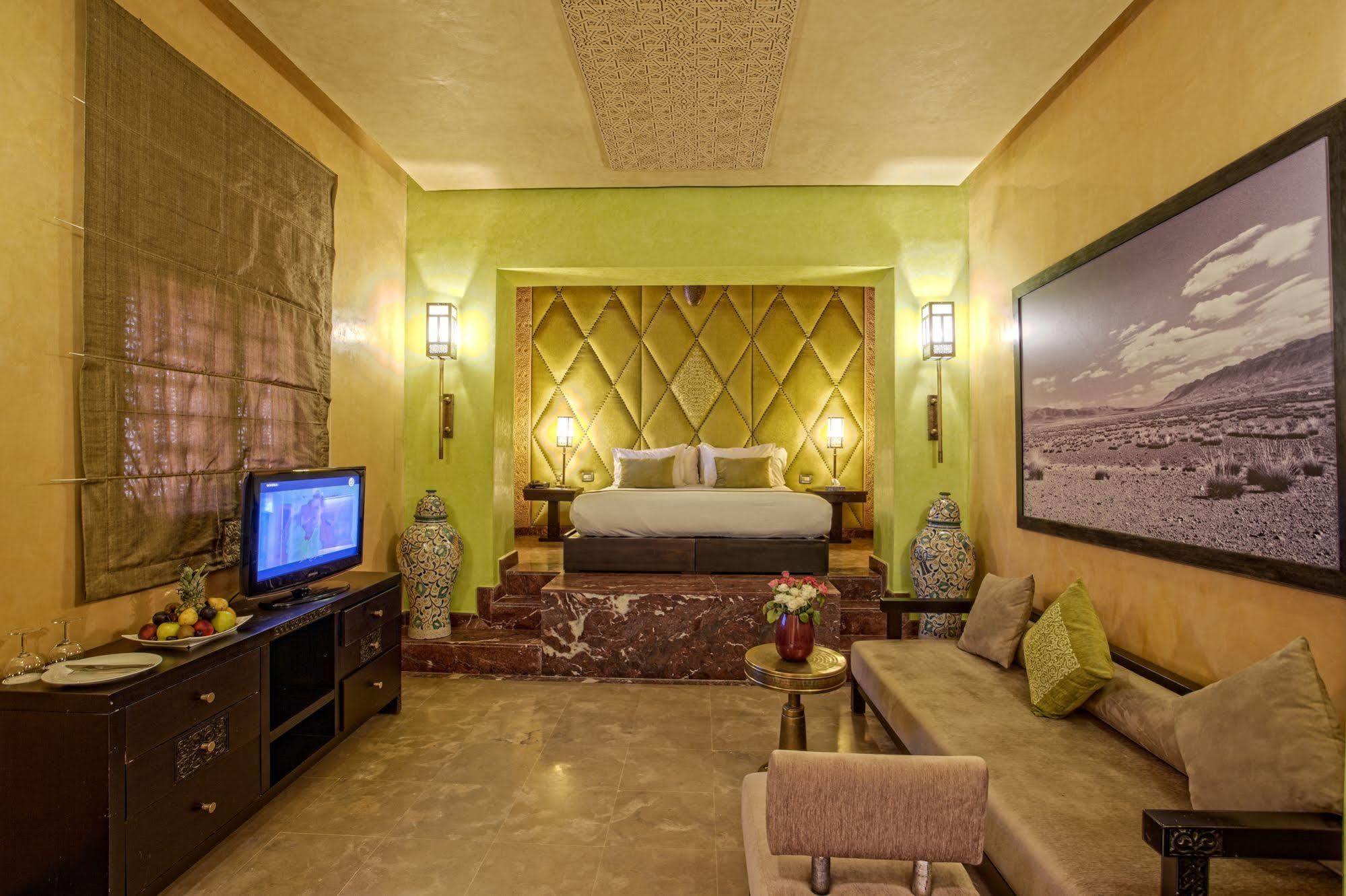 La Renaissance & (adults Only) Hotel