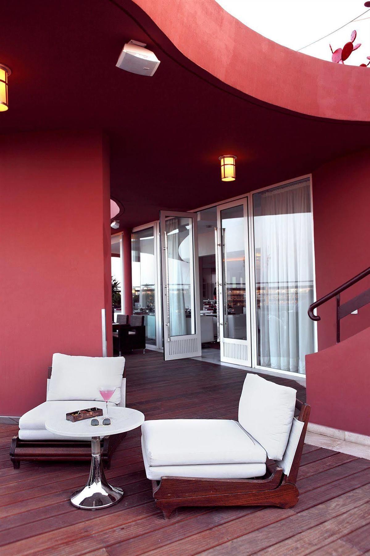La Renaissance & (adults Only) 4*