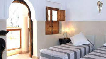 Chalymar Riad