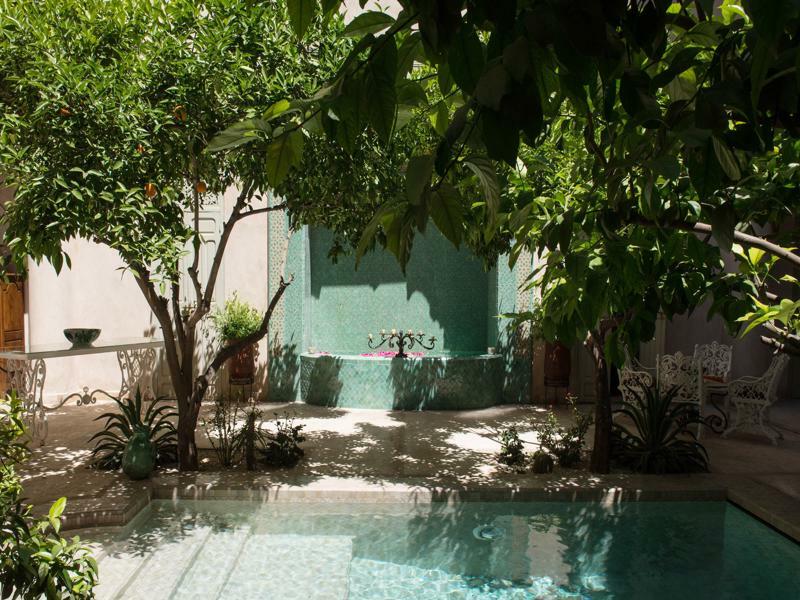 Emberiza Sahari Guest house 4*