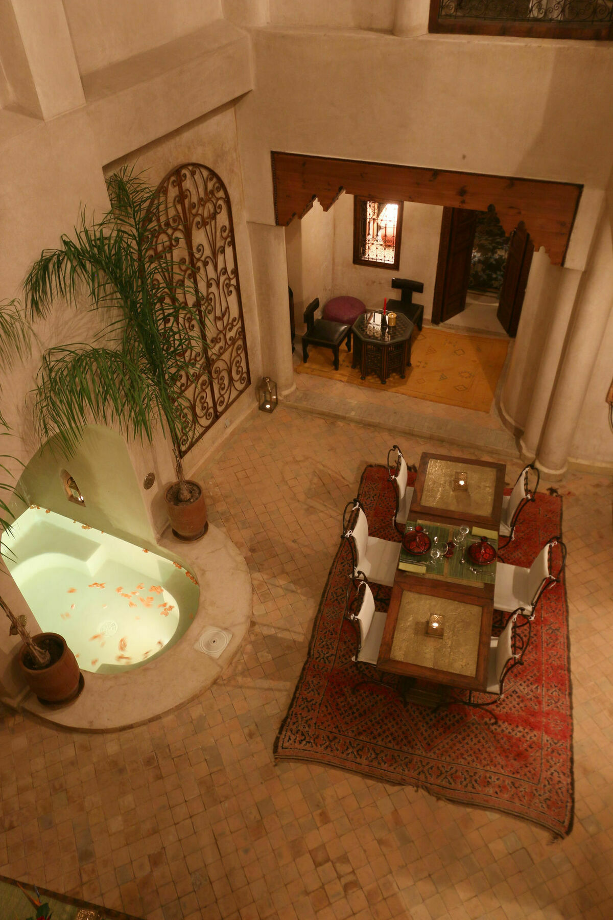 Jaune Safran Entire House Bed & Breakfast